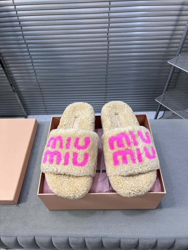 Miumiu缪缪2024新款字母羊毛毛拖 全真羊毛 码数35-40